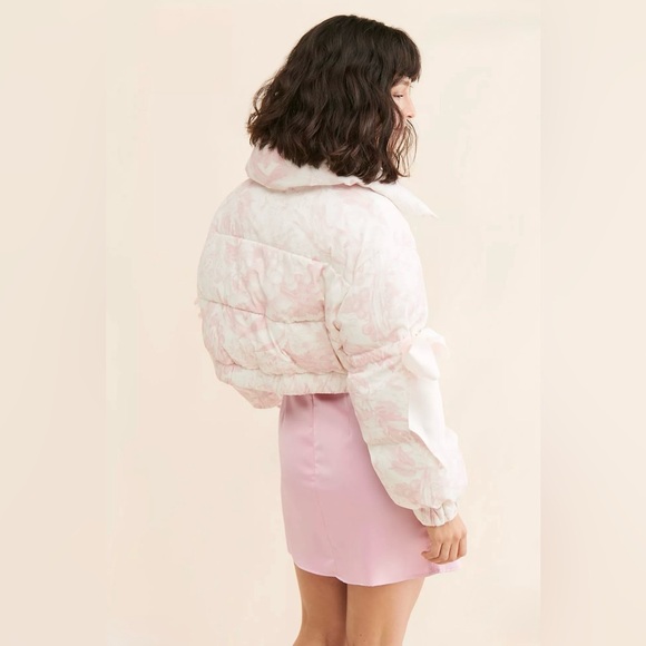 Selkie The Castle Pink Floral Marshmallow Puffer Womens Large Jacket- FreePeople - Picture 3 of 16